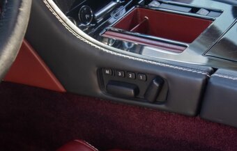 Aston Martin V8 Vantage Coupé 321kw Automat - 9