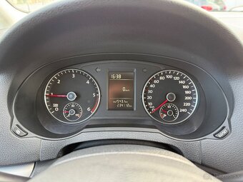 Volkswagen Sharan 2.0TDI Comfortline 7Miest - 9