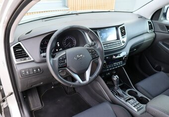 Hyundai Tucson 2.0 CRDi Style 4x4 A/T - 9