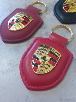 Kožený prívesok Porsche - 9