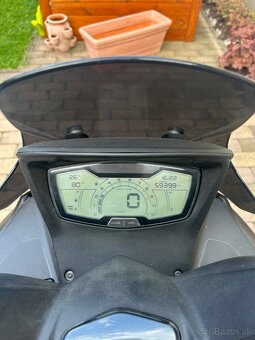 Aprilia sxr 50 - 9