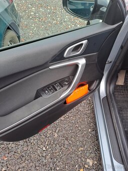 Kia CEED 1,0 T-GDi - 9