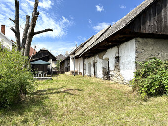 Rodinné domy s gankom na krásnom pozemku-v centre Detvy - 9