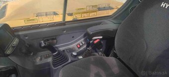 9 t bager Hyundai R80CR-9A - 9
