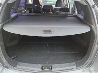 Hyundai i30 1.6CRDI 94kw - 9