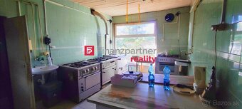 Na predaj podnikateľský objekt, Parchovany - 9