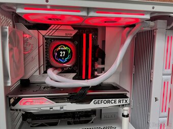 i9 14900KF\32GB\RTX 4070\SSD\8500W Zdroj - 9