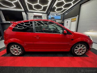 Ford Fiesta ST150 - 9