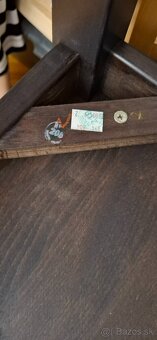 Dve barove stolicky z masivneho tmaveho dreva znacky TON - 9
