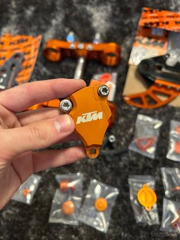 Ktm exc/ sx cnc diely, chrániče, six days, powerparts - 9