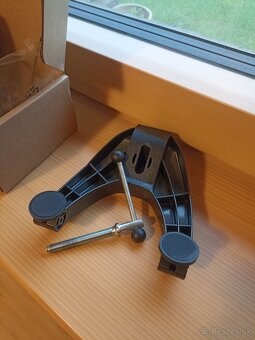 Predam Thrustmaster SIM zostavu - 9
