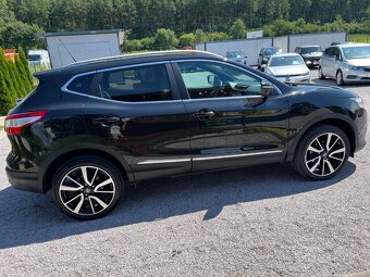 Nissan Qashqai 1.6 dCi 4x4-i Premier - 9
