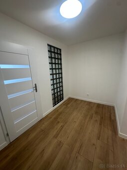 Kompletné zrekonštruovaný 3-izbový byt v Banskej Bystrici - 9