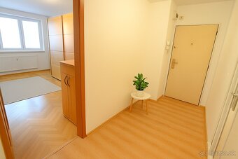 3-i byt s balkónom, 76 m², Staré mesto -Tyršovo nábrežie - 9