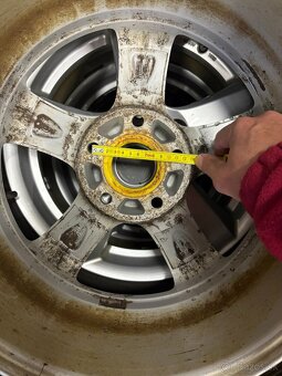 Bridgestone BLIZZAK LM001 205/55R16 91H - 9