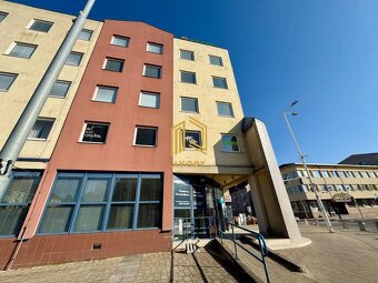 NA PRENÁJOM KANCELÁRIA (14m2) V CENTRE MESTA SENICA - 9