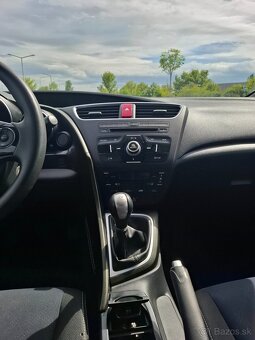 Honda Civic 1.4i-vtec 2014 (FK1) 73kw M6 - 9