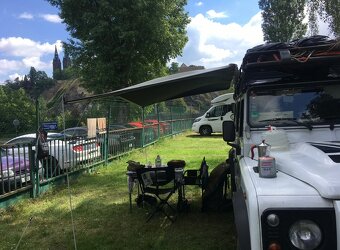 Land Rover Defender 110 - 9