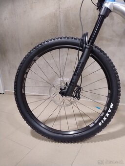 MONDRAKER SUPER FOXY FOX celoodpružený bicykel Enduro - 9