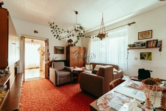 4i RODINNÝ DOM, HOLÍČ, Potočná ulica - 9
