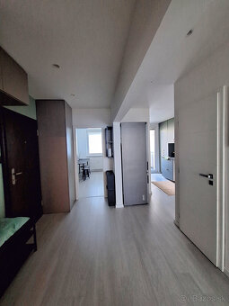 Prenájom 3izb.bytu na Rajeckej ul. Bratislava - 9