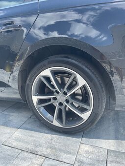Predám AUDI A4 Avant 35 2.0TDI SPORT S tronic 110kw - 9