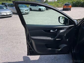 Nissan Qashqai DIG-T 115 Tekna - 9