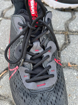 NIKE REACT VISION - 9