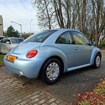 Volkswagen New Beetle 1.6 75 KW benzín - 9