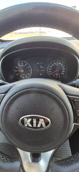 Kia Sportage 1.6 Gdi Gold 2WD - 9