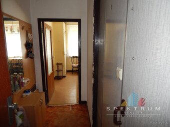 SPEKTRUM REALITY- Na Predaj 1 -izbový byt, 38 m2, Handlová, - 9