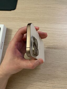 iPhone 16 Pro 256 GB púštny titán - 9