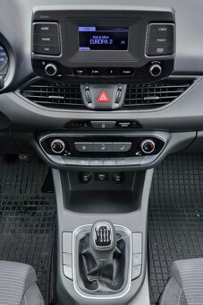 Hyundai i30 CW 1.4i Family - 9