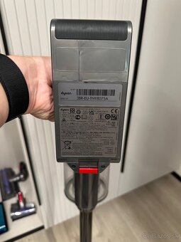 Vysávač Dyson V15s Detect Submarine – ako nový, so zárukou - 9