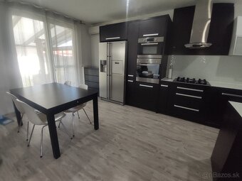4 - izbový rodinný dom, veľký pozemok 583 m², garáž, Rajka - 9