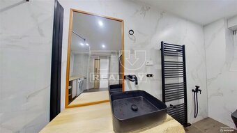 Rodinný dom a pozemok 800m2- Martinček - 9