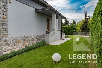 Jedinečný dom v Novom Meste nad Váhom, krásna záhrada 790 m2 - 9