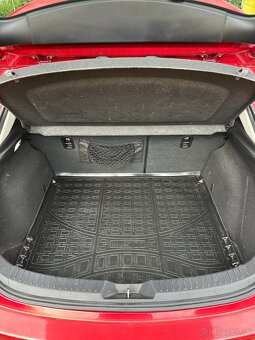 Mazda 3 2.0 Skyactiv G120 Revolution - 9