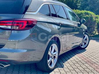 Opel Astra Sport Tourer ST 1.6 Turbo 200k S&S Innovation AT6 - 9