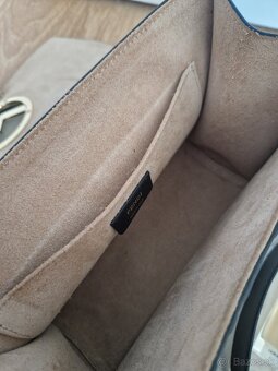 Fendi krásna kvalitná kabelka - 9