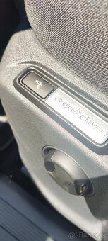 Volkswagen Tiguan 2.0 TDI - 9