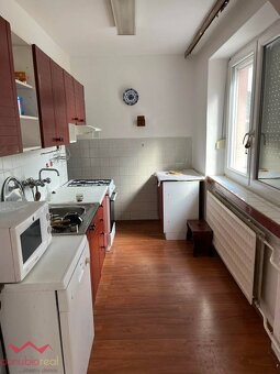 Rodinný dom na predaj v Komárne. - 9