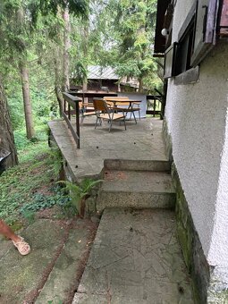 Na predaj murovaná chata v prírode s veľkým pozemkom (1647m2 - 9