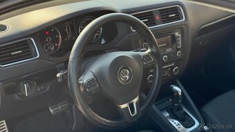 Volkswagen Jetta - 1.6TDI DSG - 9