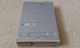 3x Disketové mechaniky (FDD) 1,44" HD - 9