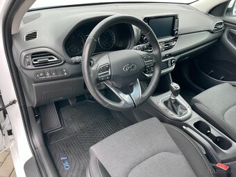 Hyundai i30 Com. 1.6CRDi ČR SMART+ 1.maj - 9