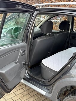 Dacia Sandero 1.6 MPI 64 kW - 9