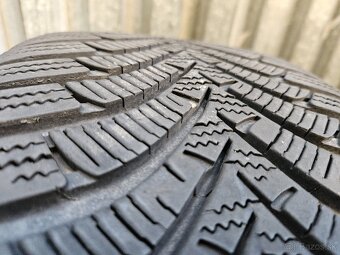 Zimné pneumatiky Hankook - 225/45 r17 - 9