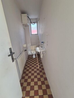 ZNÍŽENÁ CENA Na predaj rodinný dom v Nitrianskych... - 9