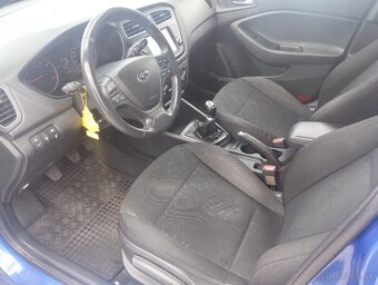 Hyundai i20 1.2i 16V Style - 9